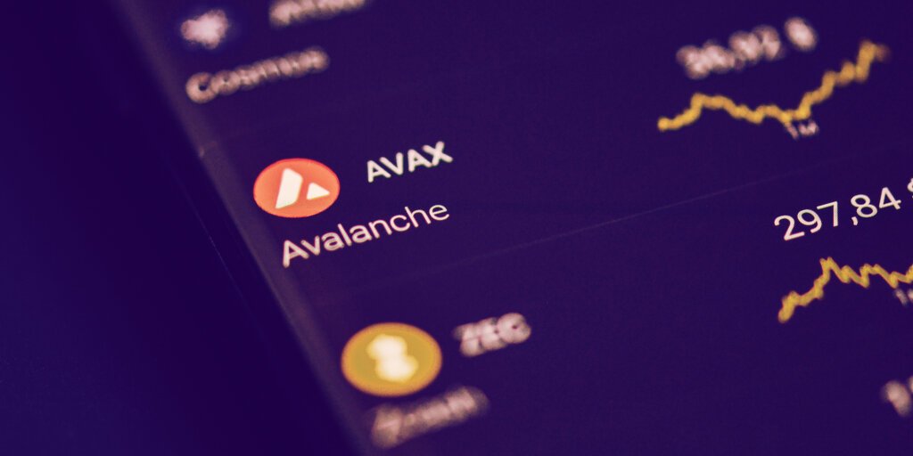 Ethereum Rival Avalanche Continues Rapid Ascent, Soars 10% in 24 Hours