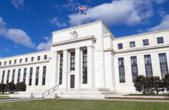 Federal Reserve Governor Argues Against Subjecting Stablecoins to Full Banking Regulation