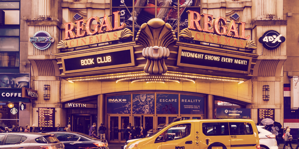 Regal Apes AMC: Now Accepts Bitcoin, Ethereum, Dogecoin for Movie Tickets