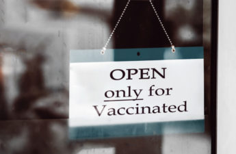 Mandates Ban Unvaccinated From Visiting Banks in Multiple Countries, Australian Premier Says ‘There’s Going to Be a Vaccinated Economy’