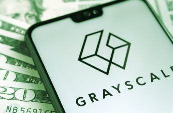 Grayscale Considers Flipping the Script and Suing SEC Over Bitcoin ETF