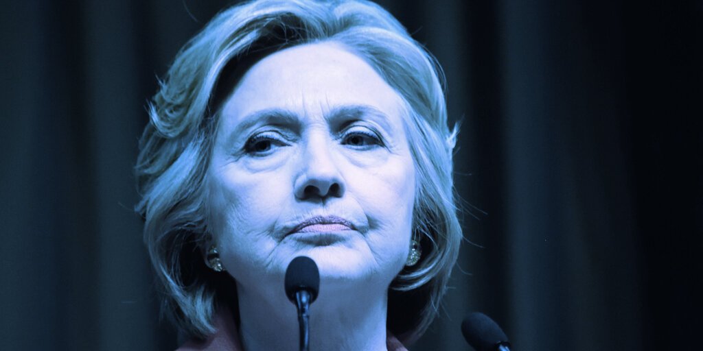 Hillary Clinton Slams Crypto Exchanges That Haven’t Banned Russian Users