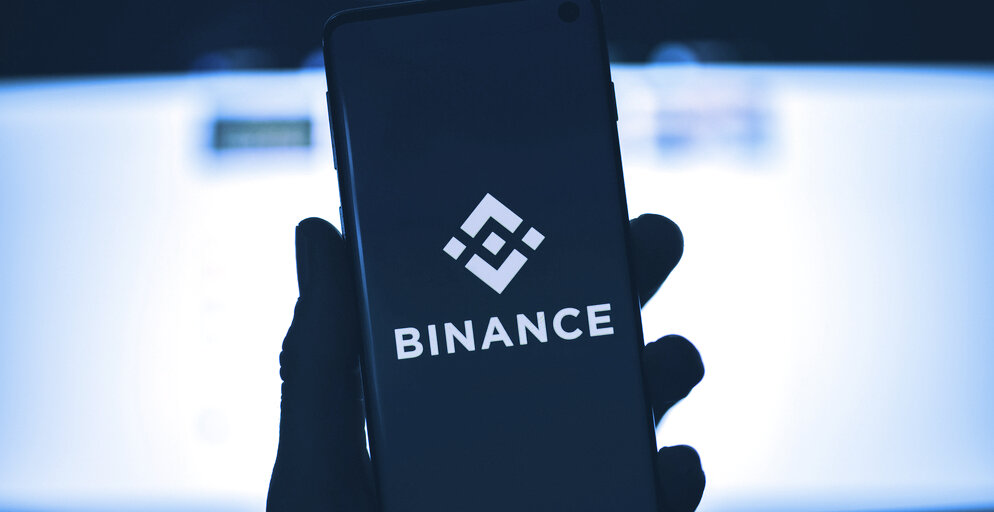 Binance Warns It Will Delist Terra's LUNA If It Falls Below 0.005 USDT