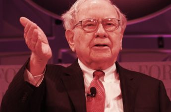 Elon Musk Weighs in as Warren Buffet Wouldn't Pay $25 for Every Bitcoin