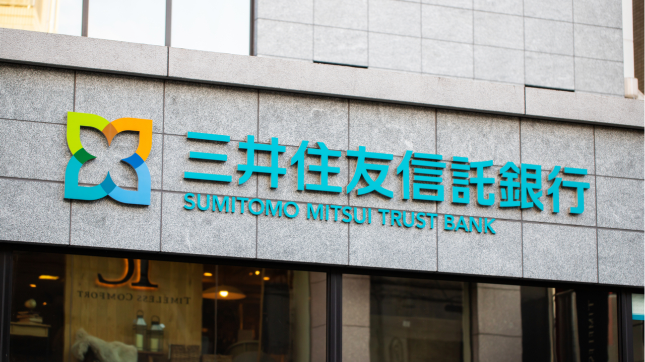 Sumitomo mitsui trust