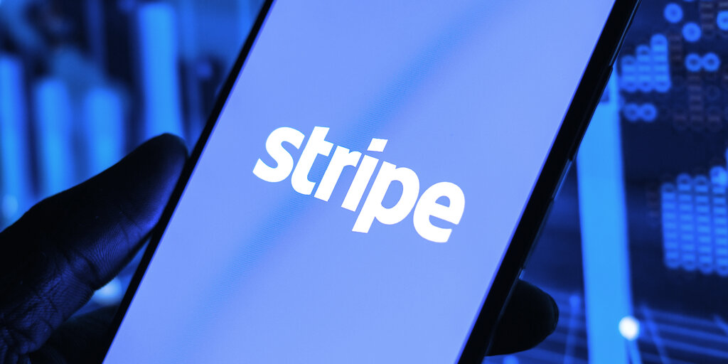 Stripe Taps OpenNode, Lightning Network to Resume Bitcoin Payments