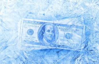 Crypto Exchange CoinFLEX Freezes Withdrawals Due to Counterparty 'Uncertainty'