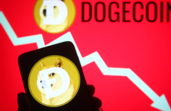 DOGE, SOL Hit 1-Year Lows as Cryptos Crash – Market Updates Bitcoin News