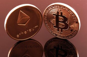 Bitcoin, Ethereum Funding Rates Remain Negative Amid Market Volatility