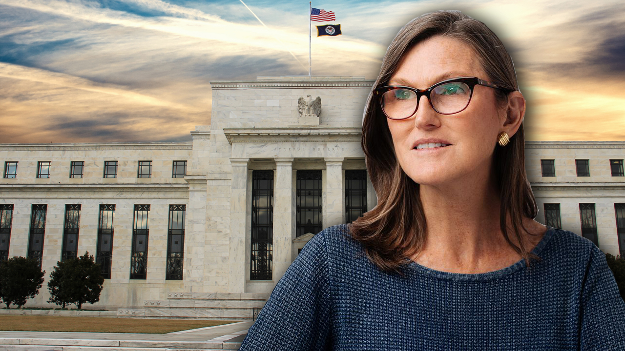 Ark Invest CEO Warns Rate Hikes Could Fuel a 'Deflationary Bust' in Open Letter to the Fed