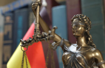 Onecoin Cryptoqueen Associates Appear in German Court