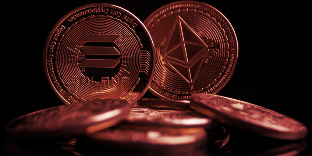 Bitcoin and Ethereum Flat in Final Week of 2022, Solana and Dogecoin Down Bad
