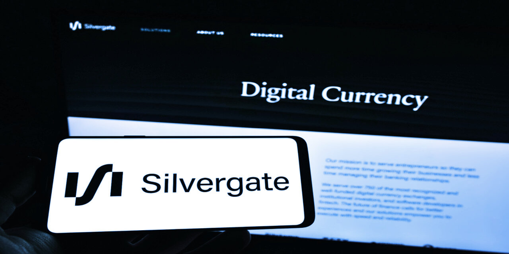 Silvergate CEO Tackles 'Misinformation', Short Sellers Amid Stock Downgrade