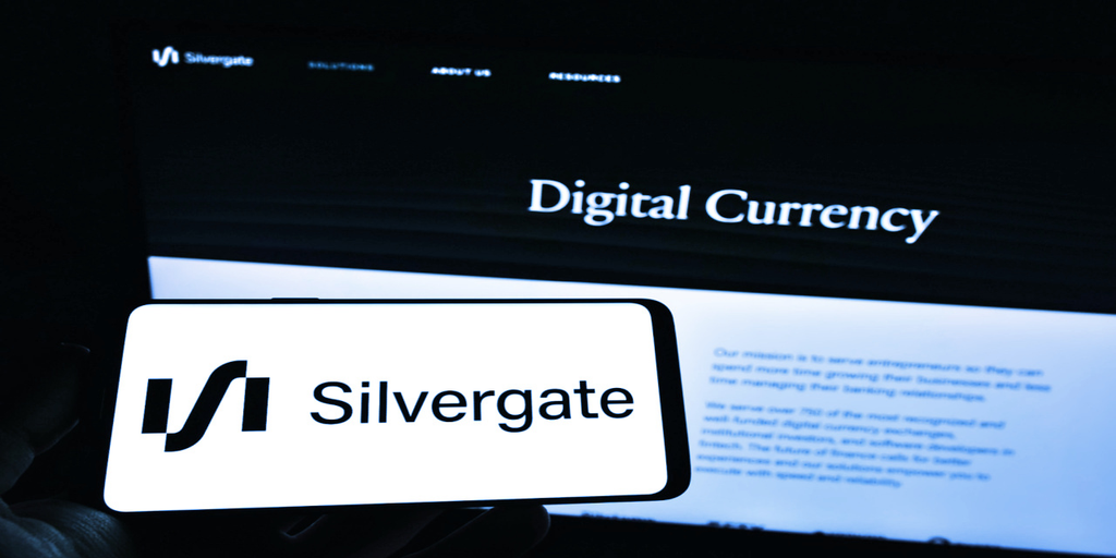 US Senators: Silvergate 'Further Introduced' Crypto Risk Into Traditional Banking