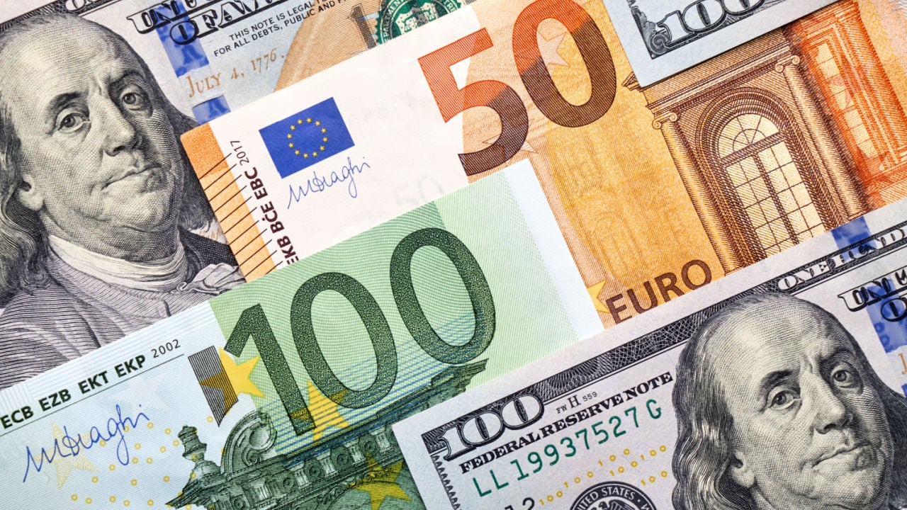 EUR/USD Hits 6-Week High, as Greenback Weakens Following Fed Hike – Markets and Prices Bitcoin News