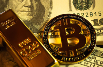 Bitcoin’s Correlation to Gold Tightened in March Amid TradFi Woes