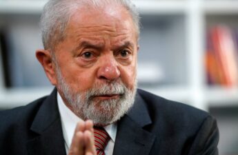 Brazil's President Lula Urges Developing Countries to Abandon Dollar as Global Reserve Currency