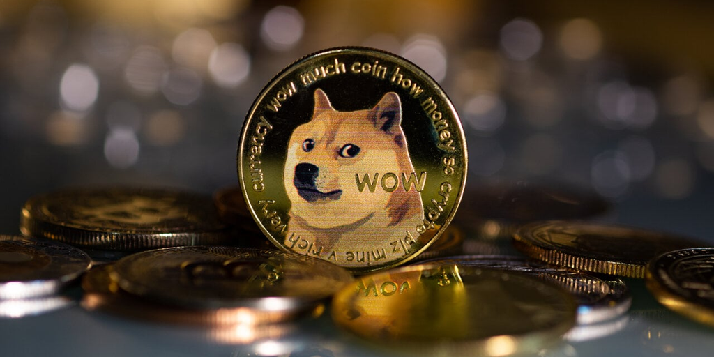 Dogecoin Drops 5% as Wider Crypto Market Holds Steady