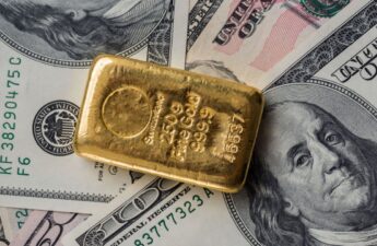 Gold Slides on Higher US Treasury Yields, Dollar