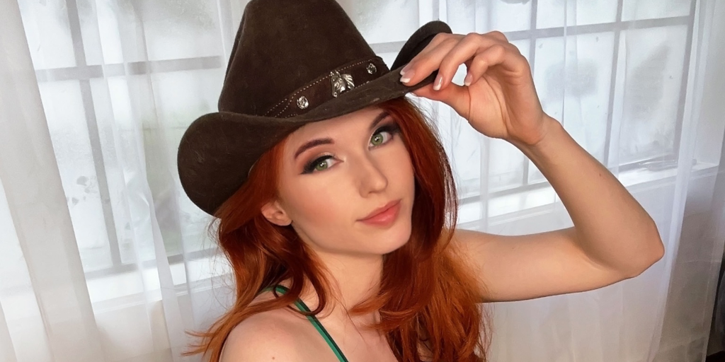 Twitch Star Amouranth Probably Won't Date You—But Her AI Bot Will