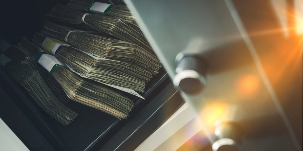 Binance Moved Billions Through US Bank Accounts Controlled by CZ, Says SEC