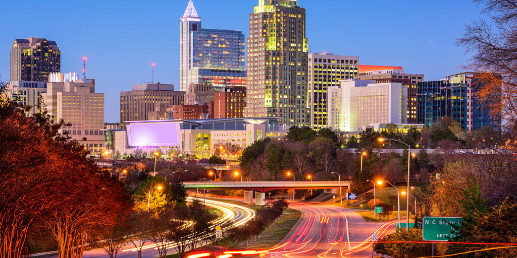 North Carolina Reps Suggest Adding Bitcoin, Gold to State Treasury