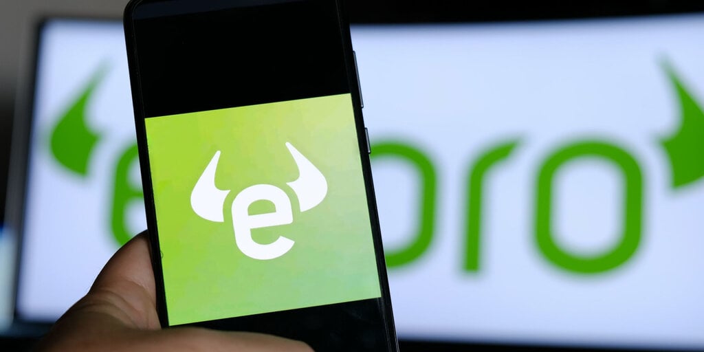 eToro: 'We Remain a Supporter of Crypto' Amid Enforcement Blitz