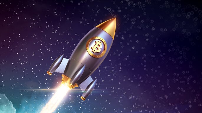 Bitcoin Tops $31,000, Ethereum Nears $2,000 as Crypto Rally Continues