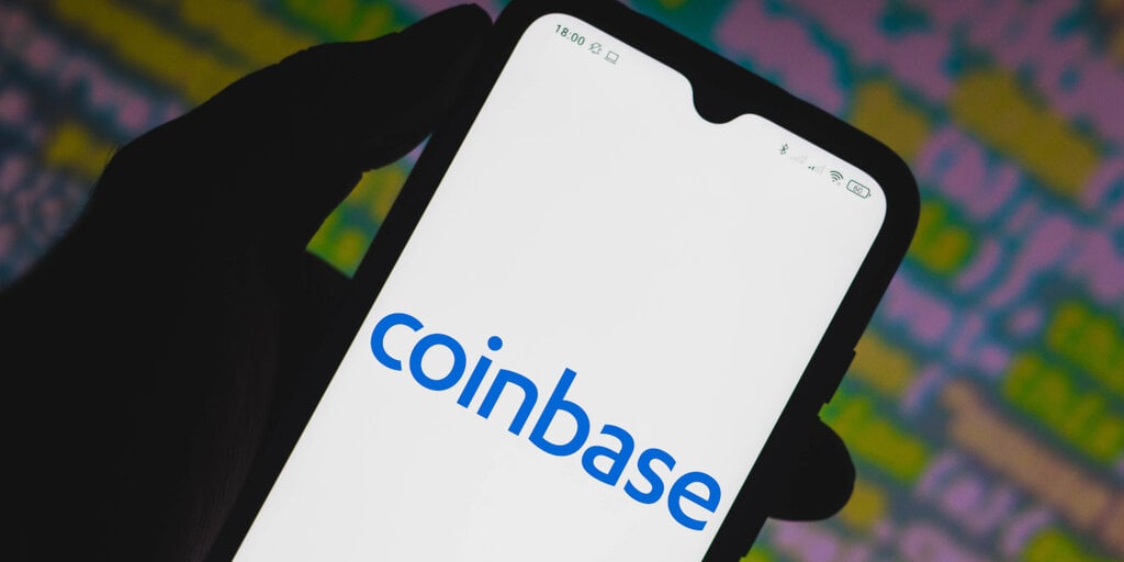 Coinbase Seeks to 'Optimize' Amid Bitcoin Bear Market, Beats Earnings Expectations