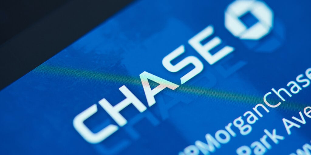 Chase UK Bans Crypto Transactions Following Surge in Scams