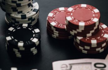 Drake-Backed Crypto Casino Stake Loses $40M in 'Suspicious Transfers'