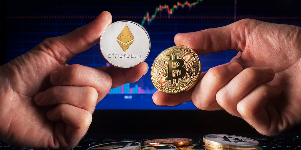 This Week in Coins: ETF Hype Pumps Ethereum and Bitcoin as Chainlink and Bitcoin Cash Surge