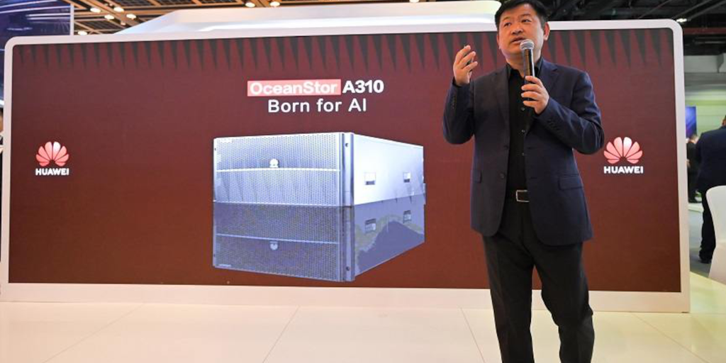 Huawei Unveils OceanStor A310—A Speedy Storage Solution for AI Model Trainers