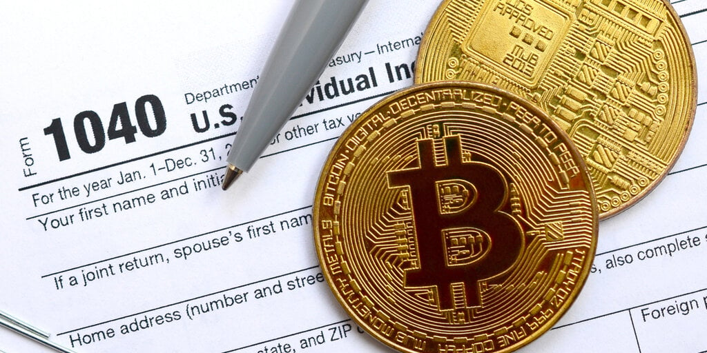 Kraken Warns Users: Your Bitcoin Trading Data Is Headed to the IRS