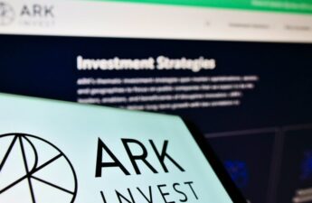 Cathie Wood's Ark Invest Gets Infusion of $3.8M In Grayscale Shares, Snaps Up $5.6M in Block