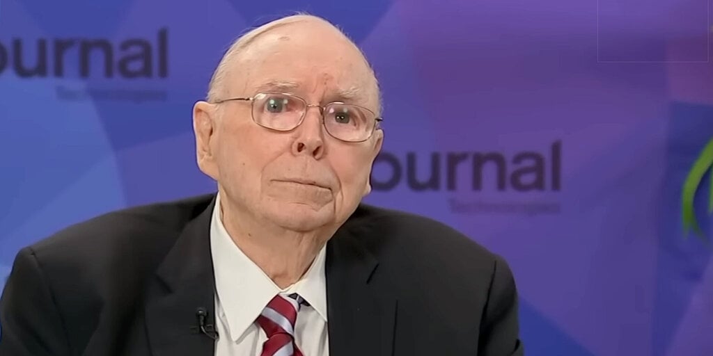 ‘Rat Poison‘: Cantankerous Bitcoin Critic Charlie Munger Dies at 99