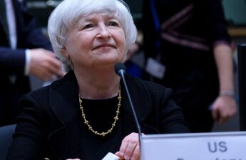 Janet Yellen Calls for More Crypto Regulation, AI Awareness