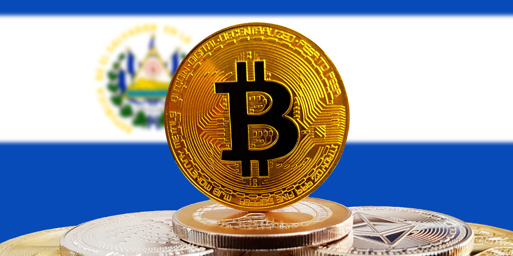 El Salvador Proposes Private Bitcoin Investment Bank to Boost Economy