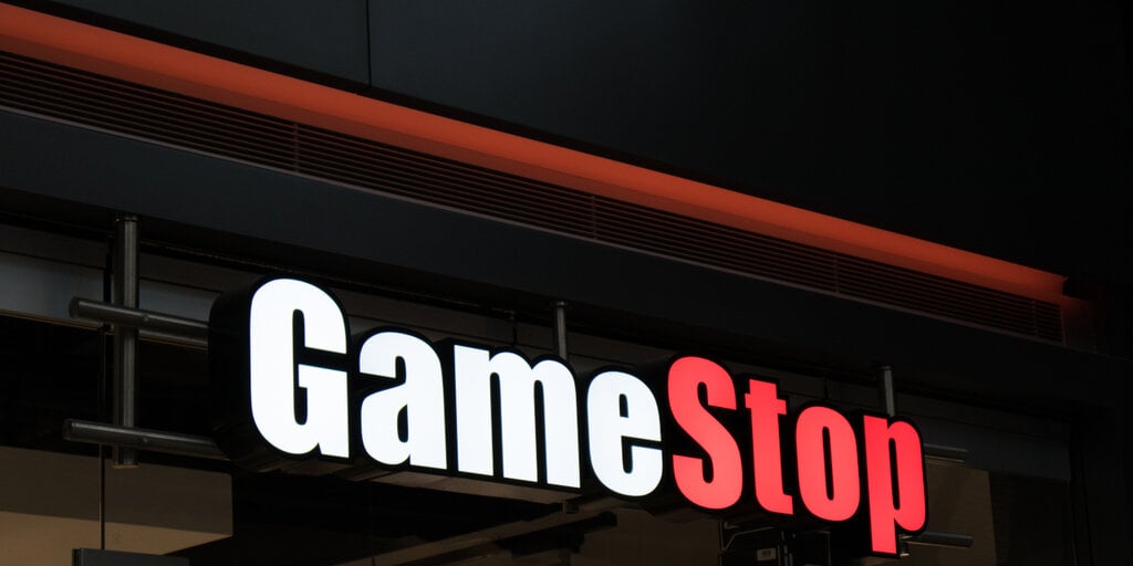 GameStop Short Sellers Lose Nearly $1 Billion as GME Surges on Roaring Kitty’s Trades