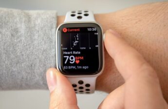 Smart Watches Can Help Detect Parkinson’s Disease Earlier: Study