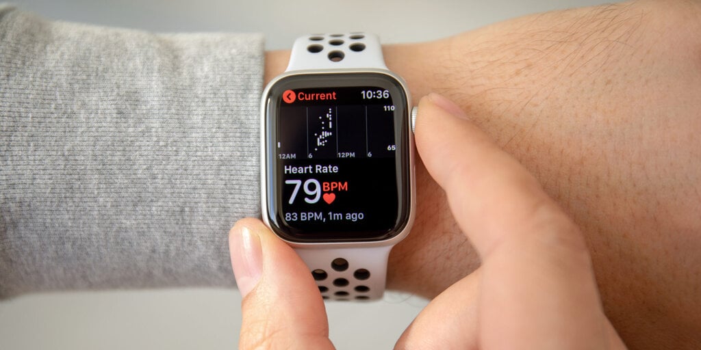 Smart Watches Can Help Detect Parkinson’s Disease Earlier: Study