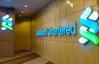 Standard Chartered Is Creating a Bitcoin and Ethereum Trading Desk in London