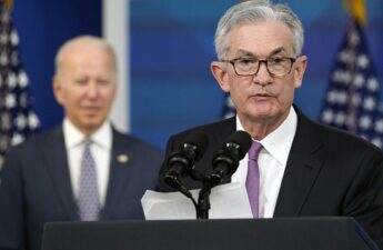 Fed Chair Powell Reveals No Contact With Biden in 2 Years Amid Economic Challenges