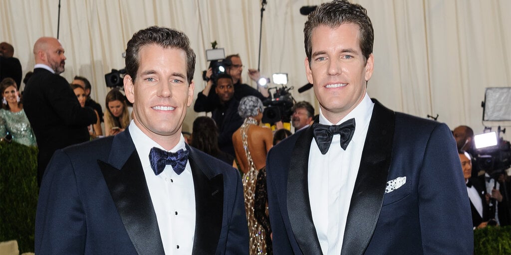 Winklevoss Twins Donate $1 Million in Bitcoin to Unseat Elizabeth Warren