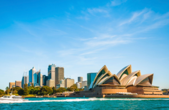 Australia's Financial Regulator Warns of Ongoing Crypto Scams Despite Monthly Decline Since April