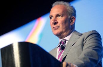 Bitcoin Skeptic Peter Schiff Accidentally Makes a Pro-Bitcoin Argument