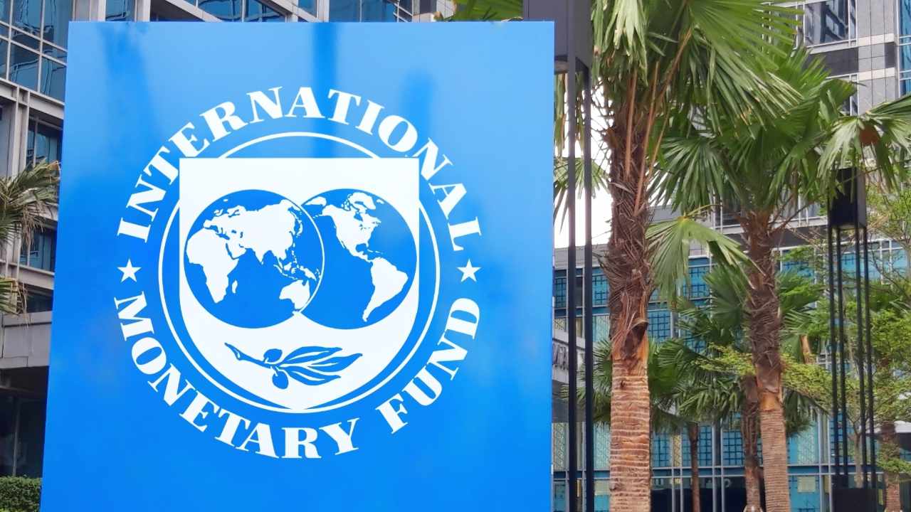 El Salvador and IMF Advance Talks on Bitcoin Risk Mitigation and Economic Reforms