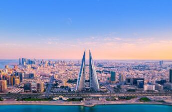 Crypto.com Gets Bahrain License, Amber Group Approved in Dubai