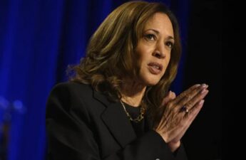 Kamala Harris’s Blockchain Comment Sparks Mixed Reactions in Crypto Community