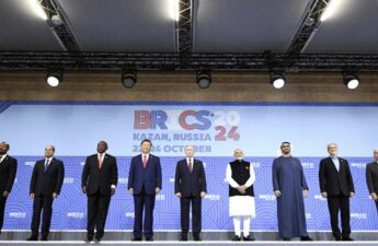 BRICS Leaders Push for Local Currency Network, Diminishing US Dollar Role